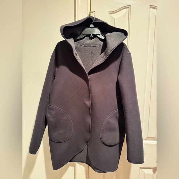 lululemon athletica Jackets & Blazers - Lululemon Women's reversible Hooded Jacket